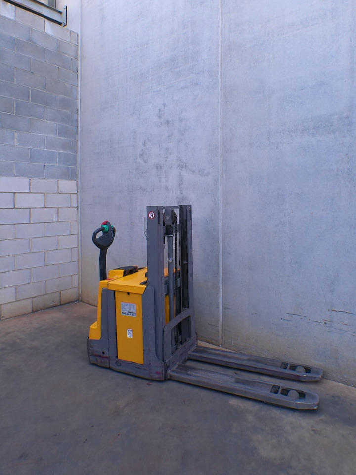 Jungheinrich EJD 220 201 ZT - Штабелер: фото 4 Jungheinrich EJD 220 201 ZT - Штабелер: фото 4