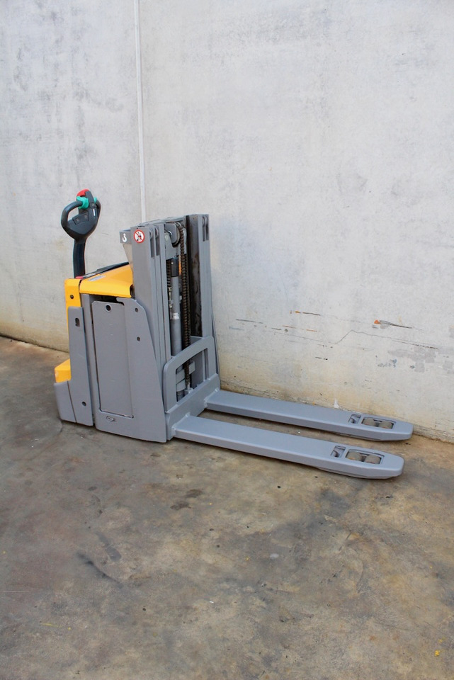 Jungheinrich EJD 222 205 DT - Штабелер: фото 4 Jungheinrich EJD 222 205 DT - Штабелер: фото 4