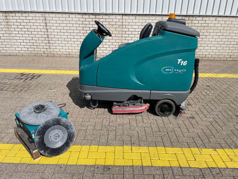 TENNANT T 16 - Подметально-уборочная машина: фото 2 TENNANT T 16 - Подметально-уборочная машина: фото 2