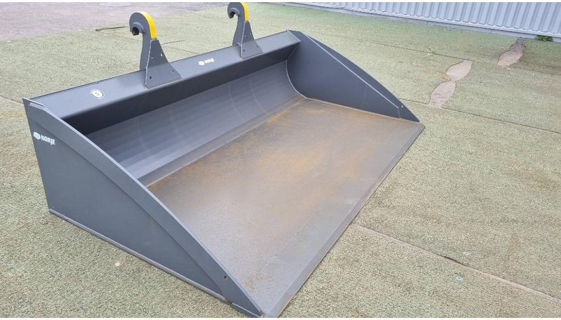 Norje Planeringsskopa Stora BM fäste, Bredd 2650mm - Колёсный погрузчик: фото 1 Norje Planeringsskopa Stora BM fäste, Bredd 2650mm - Колёсный погрузчик: фото 1