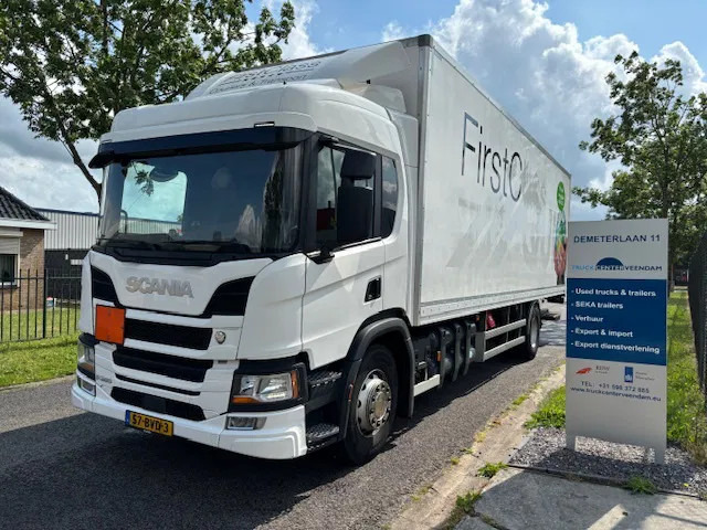 Scania P280 Closed box taillift 2000 kg Fuel CNG ADR 2 units in stock - Грузовик с закрытым кузовом: фото 1 Scania P280 Closed box taillift 2000 kg Fuel CNG ADR 2 units in stock - Грузовик с закрытым кузовом: фото 1