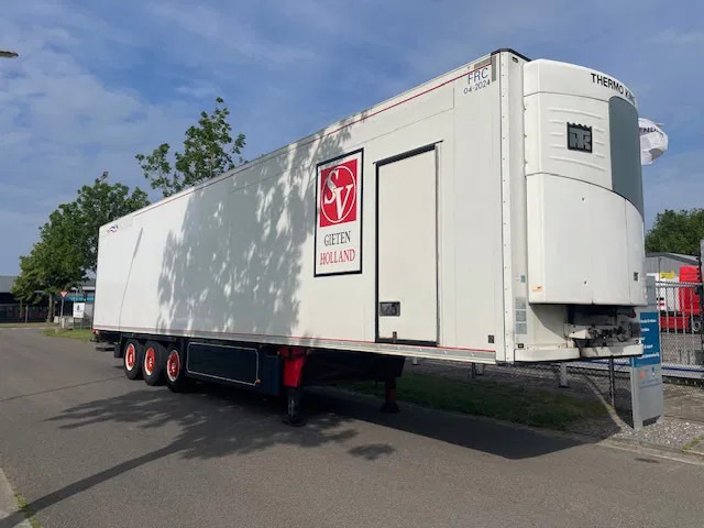 Schmitz Cargobull Frigo Thermoking SLX 2x lift axle MOT 02-2026 - Изотермический полуприцеп: фото 3 Schmitz Cargobull Frigo Thermoking SLX 2x lift axle MOT 02-2026 - Изотермический полуприцеп: фото 3