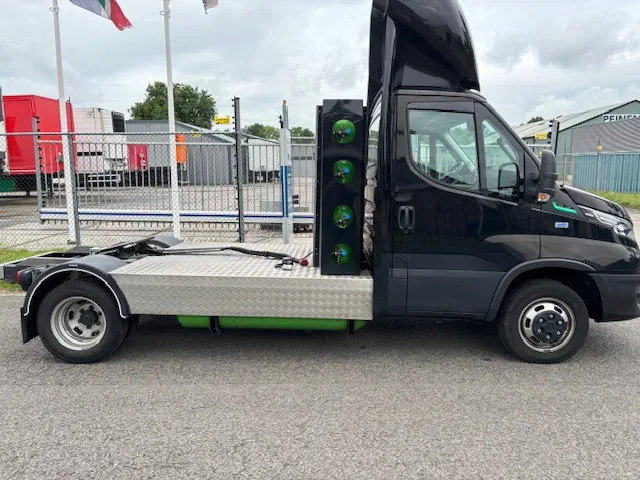 Iveco 35C14G Daily BE trekker 3.0 CNG gas - Тягач: фото 4 Iveco 35C14G Daily BE trekker 3.0 CNG gas - Тягач: фото 4