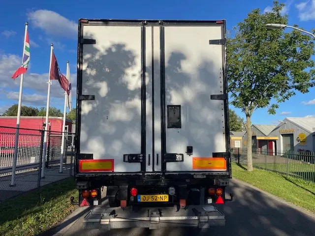 Van Eck UT-3B Steering axle 260 cm insteek Frigo carrier vector UT-3B H= 260 W= 250cm - Полуприцеп-рефрижератор: фото 5 Van Eck UT-3B Steering axle 260 cm insteek Frigo carrier vector UT-3B H= 260 W= 250cm - Полуприцеп-рефрижератор: фото 5