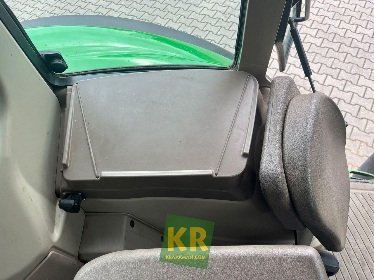 6120M John Deere - Трактор: фото 3 6120M John Deere - Трактор: фото 3