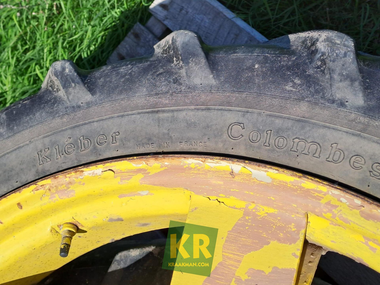 8.3/8R36 (x2) John Deere - Колесо для Сельскохозяйственной техники: фото 2 8.3/8R36 (x2) John Deere - Колесо для Сельскохозяйственной техники: фото 2