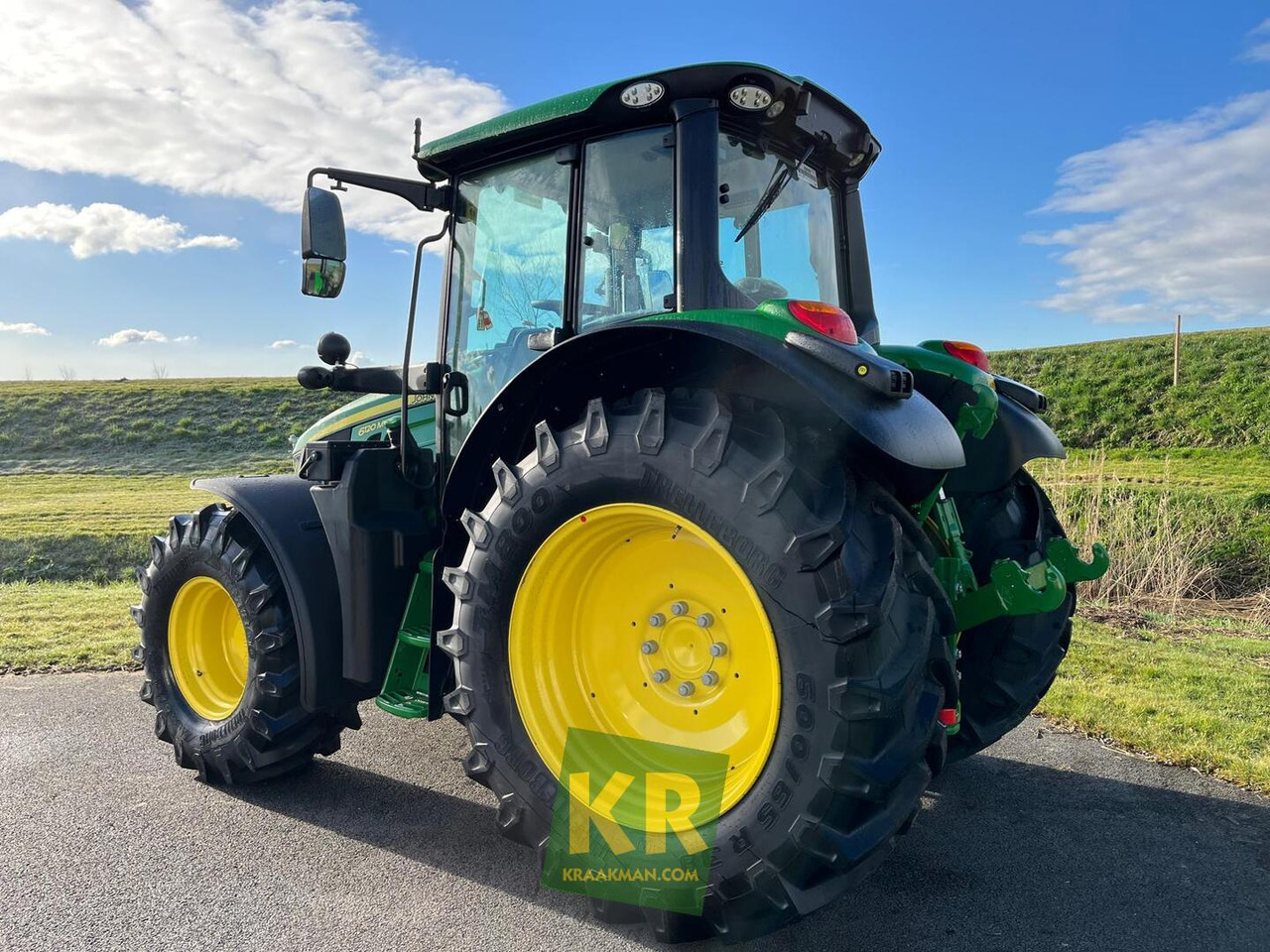 John Deere 6120M - Трактор: фото 3 John Deere 6120M - Трактор: фото 3