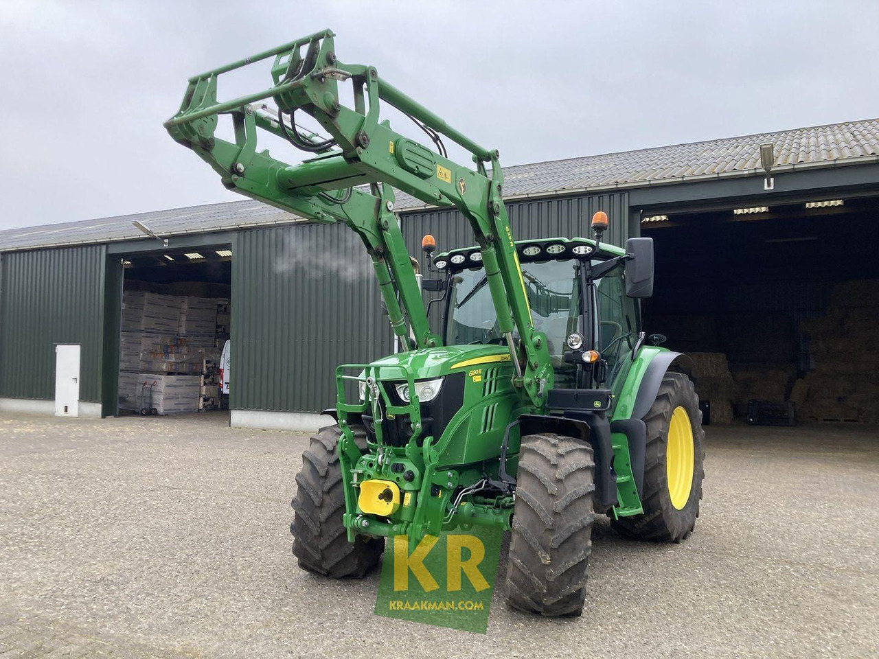 John Deere 6130R - Трактор: фото 2 John Deere 6130R - Трактор: фото 2