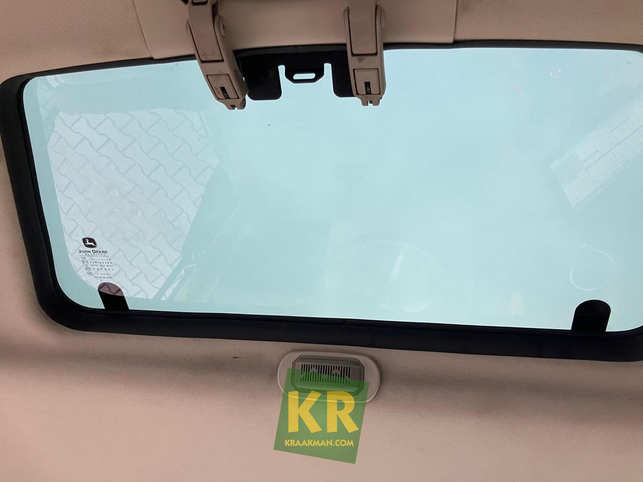 John Deere 6R 155 - Трактор: фото 2 John Deere 6R 155 - Трактор: фото 2