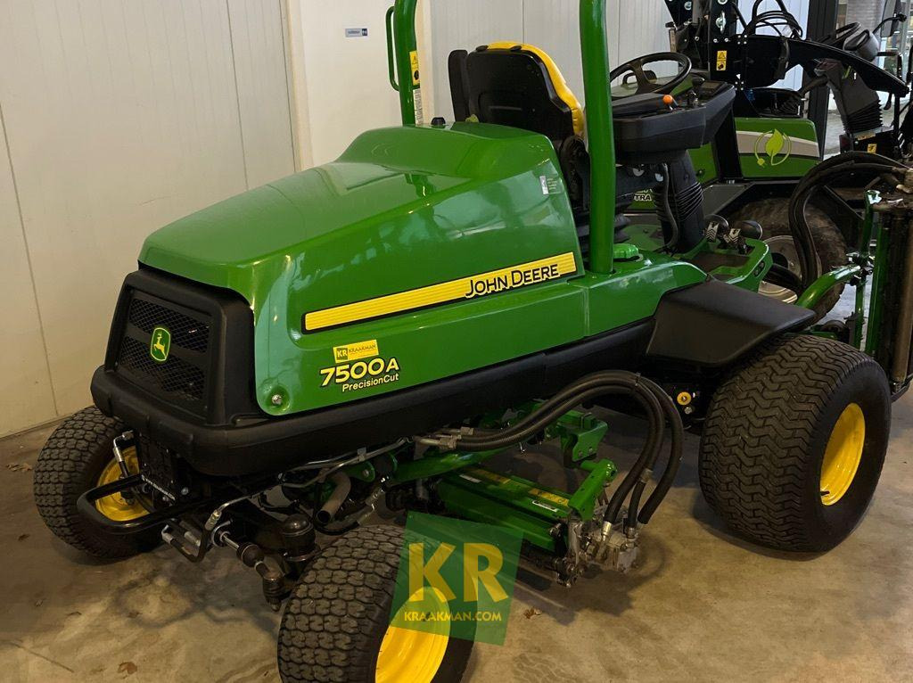 John Deere 7500A Fairway Maaier - Газонокосилка: фото 4 John Deere 7500A Fairway Maaier - Газонокосилка: фото 4