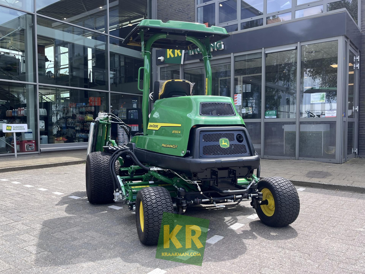 John Deere 8700A  - Газонокосилка: фото 4 John Deere 8700A  - Газонокосилка: фото 4
