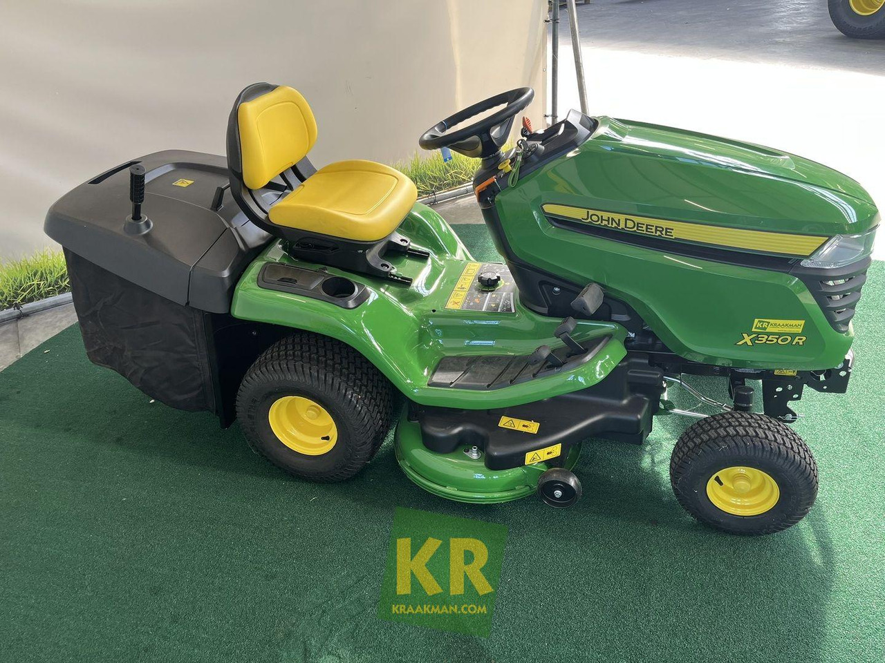 John Deere X350R - Газонокосилка: фото 3 John Deere X350R - Газонокосилка: фото 3