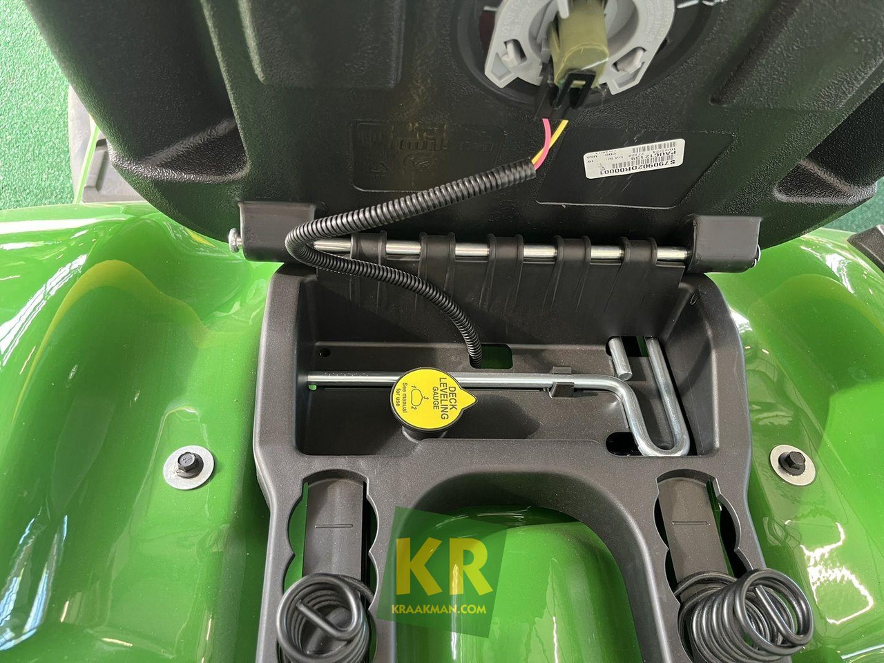 John Deere X350R - Газонокосилка: фото 5 John Deere X350R - Газонокосилка: фото 5