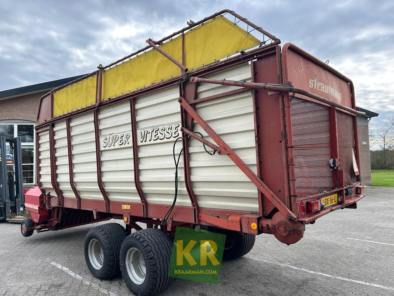 Strautmann Super Vitesse - Самозагружающийся прицеп: фото 2 Strautmann Super Vitesse - Самозагружающийся прицеп: фото 2