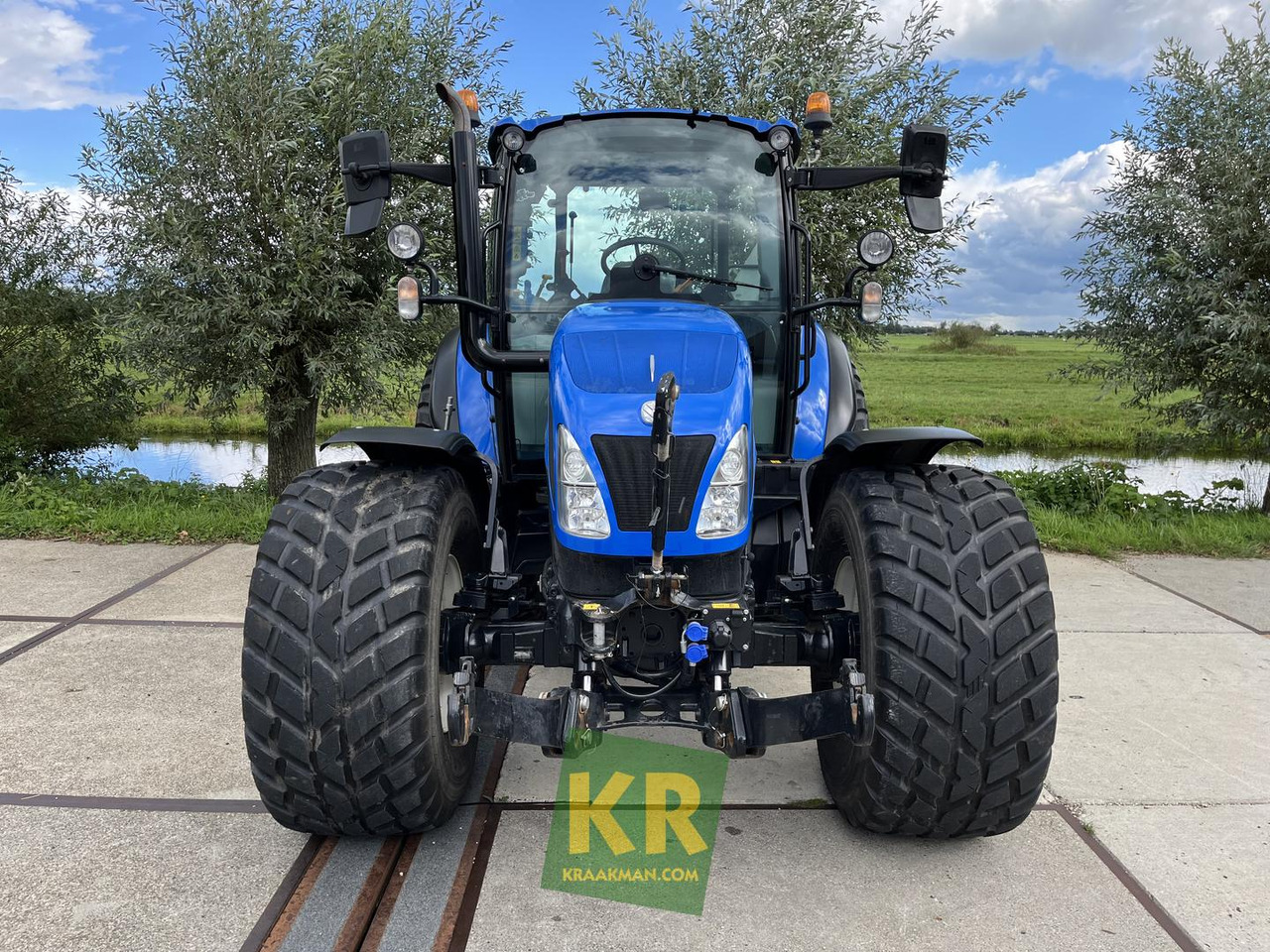 T5.95 New Holland - Трактор: фото 4 T5.95 New Holland - Трактор: фото 4
