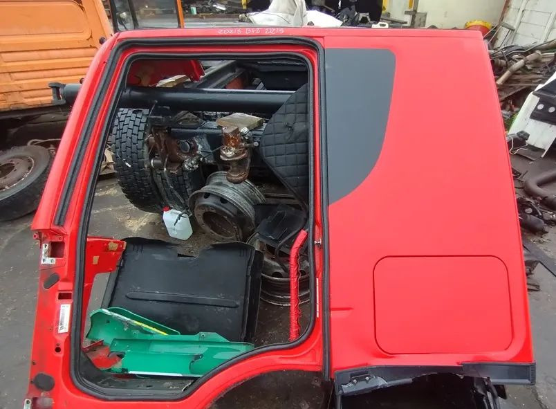 ĆWIARTKA BOK IVECO STRALIS HI-WAY - Кузов и экстерьер для Грузовиков: фото 1 ĆWIARTKA BOK IVECO STRALIS HI-WAY - Кузов и экстерьер для Грузовиков: фото 1