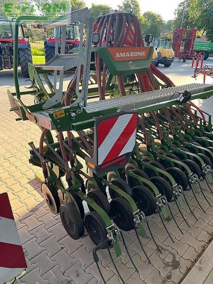 Amazone amazone avant 3002 säschine/ fronttank ftender 1600/ precea 3000-1 maisleger - Сеялка: фото 5 Amazone amazone avant 3002 säschine/ fronttank ftender 1600/ precea 3000-1 maisleger - Сеялка: фото 5