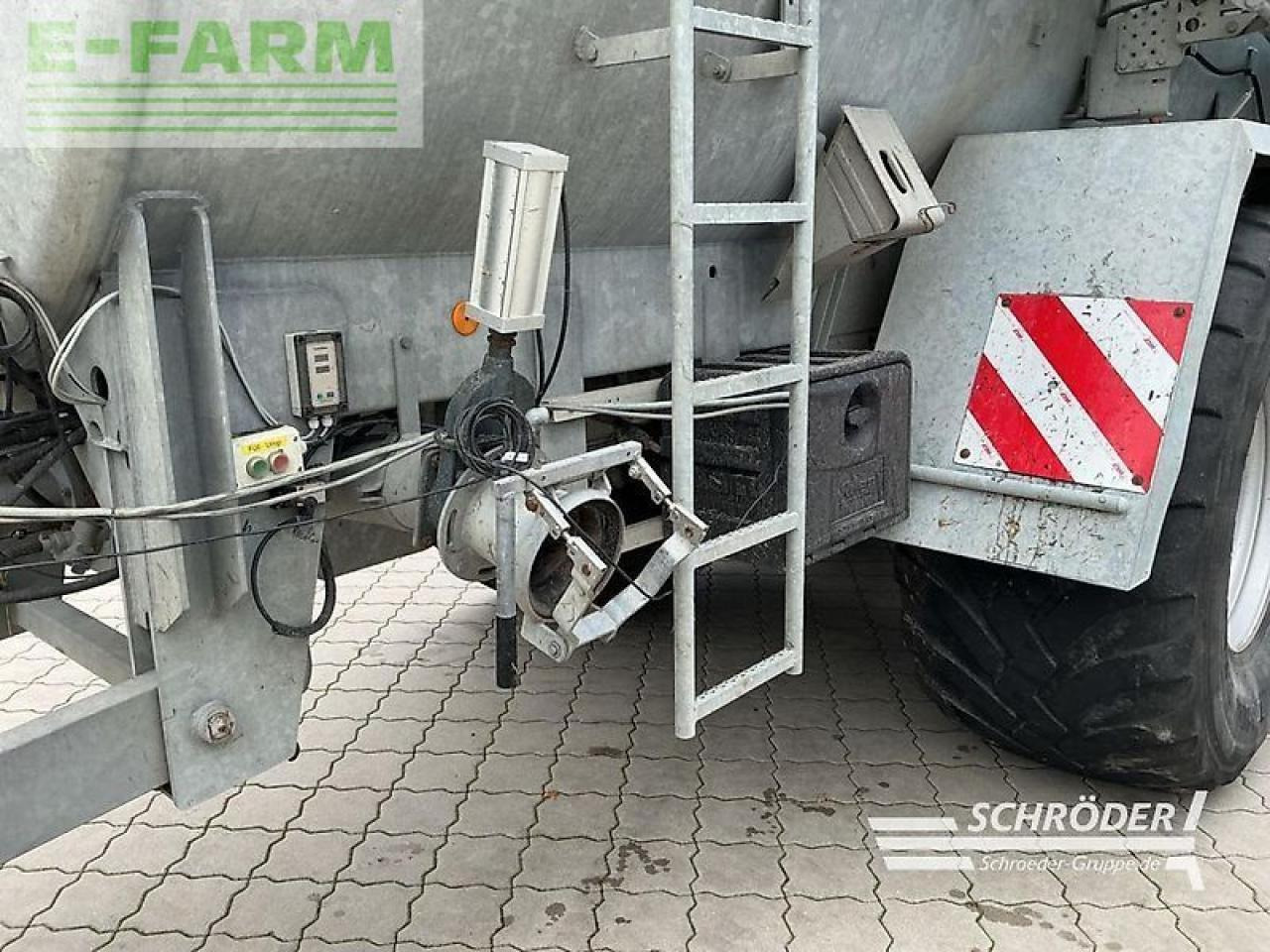 BSA dlp 615 l + bomech farmer 15 - Техника для внесения удобрений: фото 4 BSA dlp 615 l + bomech farmer 15 - Техника для внесения удобрений: фото 4