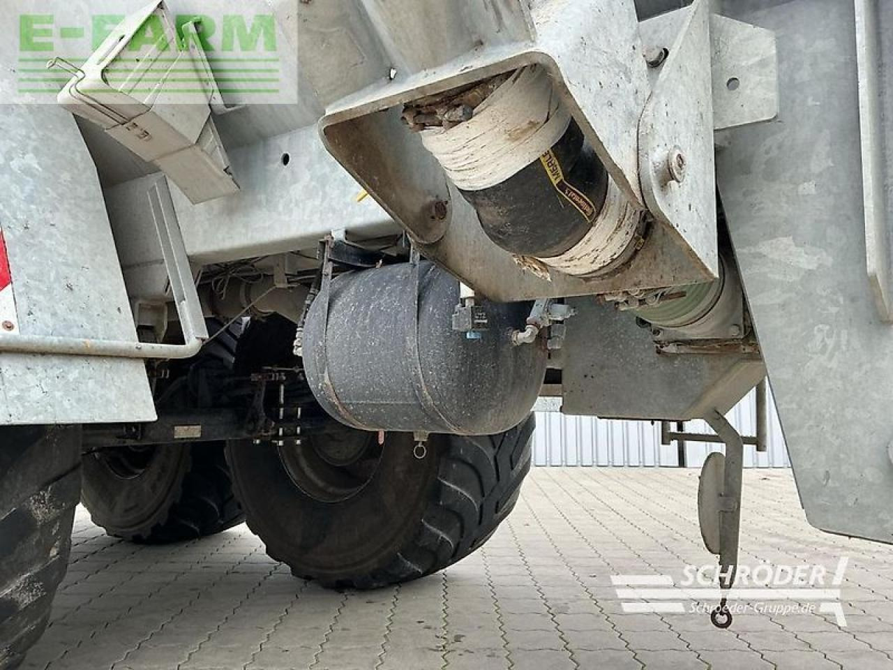 BSA dlp 615 l + bomech farmer 15 - Техника для внесения удобрений: фото 5 BSA dlp 615 l + bomech farmer 15 - Техника для внесения удобрений: фото 5