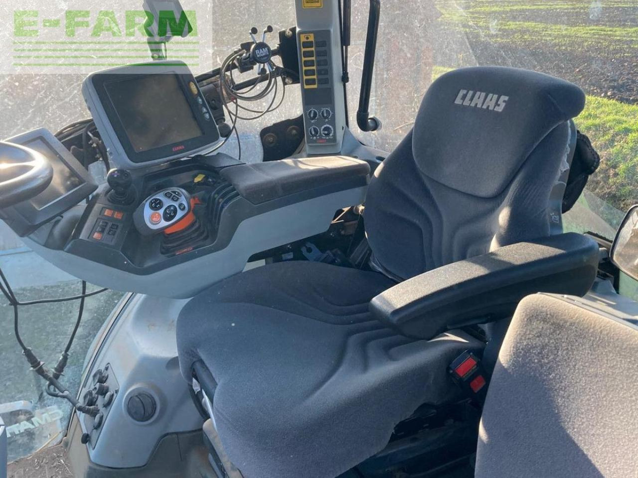 CLAAS AXION 830 - Трактор: фото 3 CLAAS AXION 830 - Трактор: фото 3