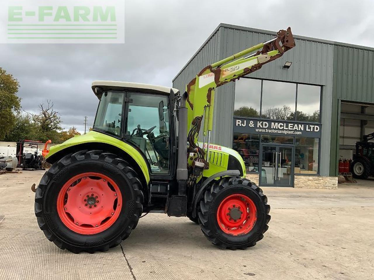 CLAAS arion 530 tractor (st24310) - Трактор: фото 1 CLAAS arion 530 tractor (st24310) - Трактор: фото 1
