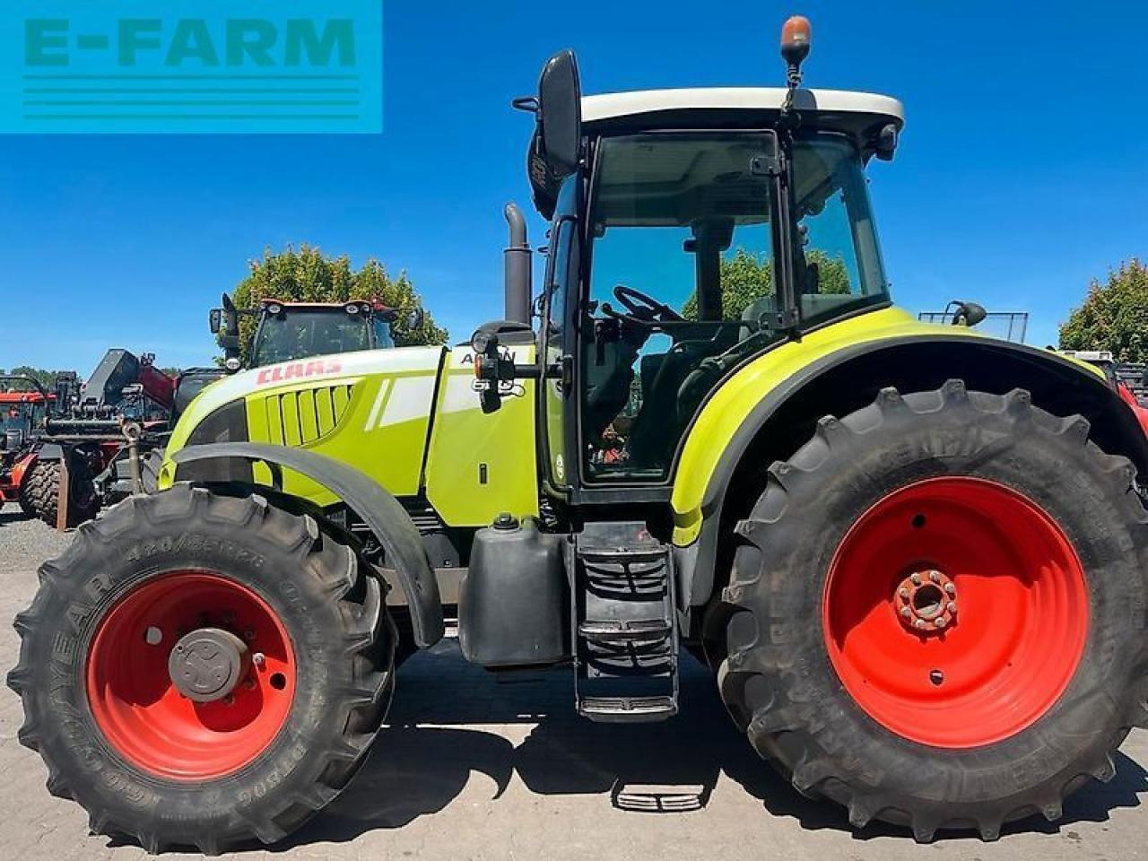CLAAS arion 620 - Трактор: фото 3 CLAAS arion 620 - Трактор: фото 3