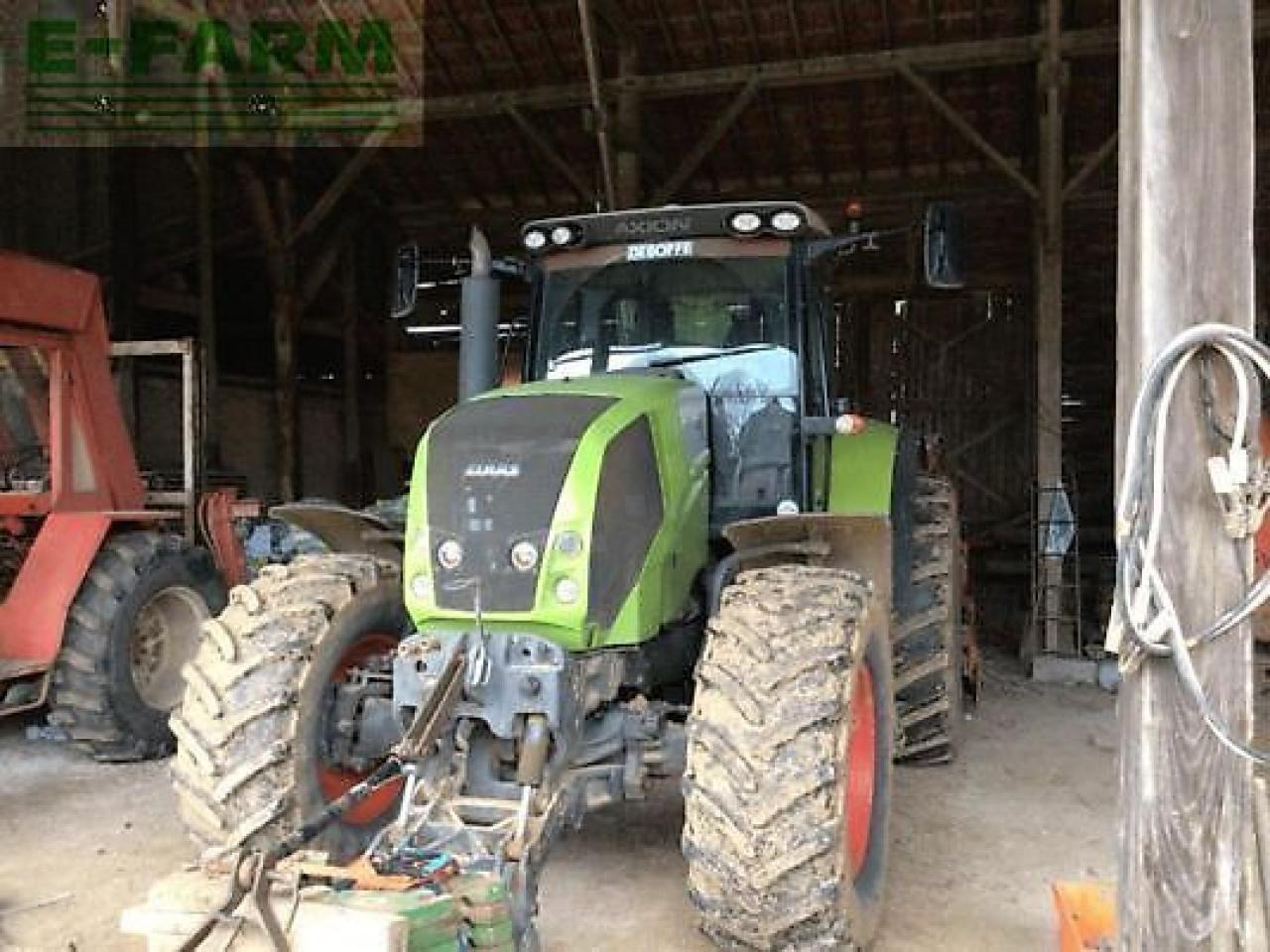 CLAAS axion 810 cmatic CMATIC - Трактор: фото 5 CLAAS axion 810 cmatic CMATIC - Трактор: фото 5