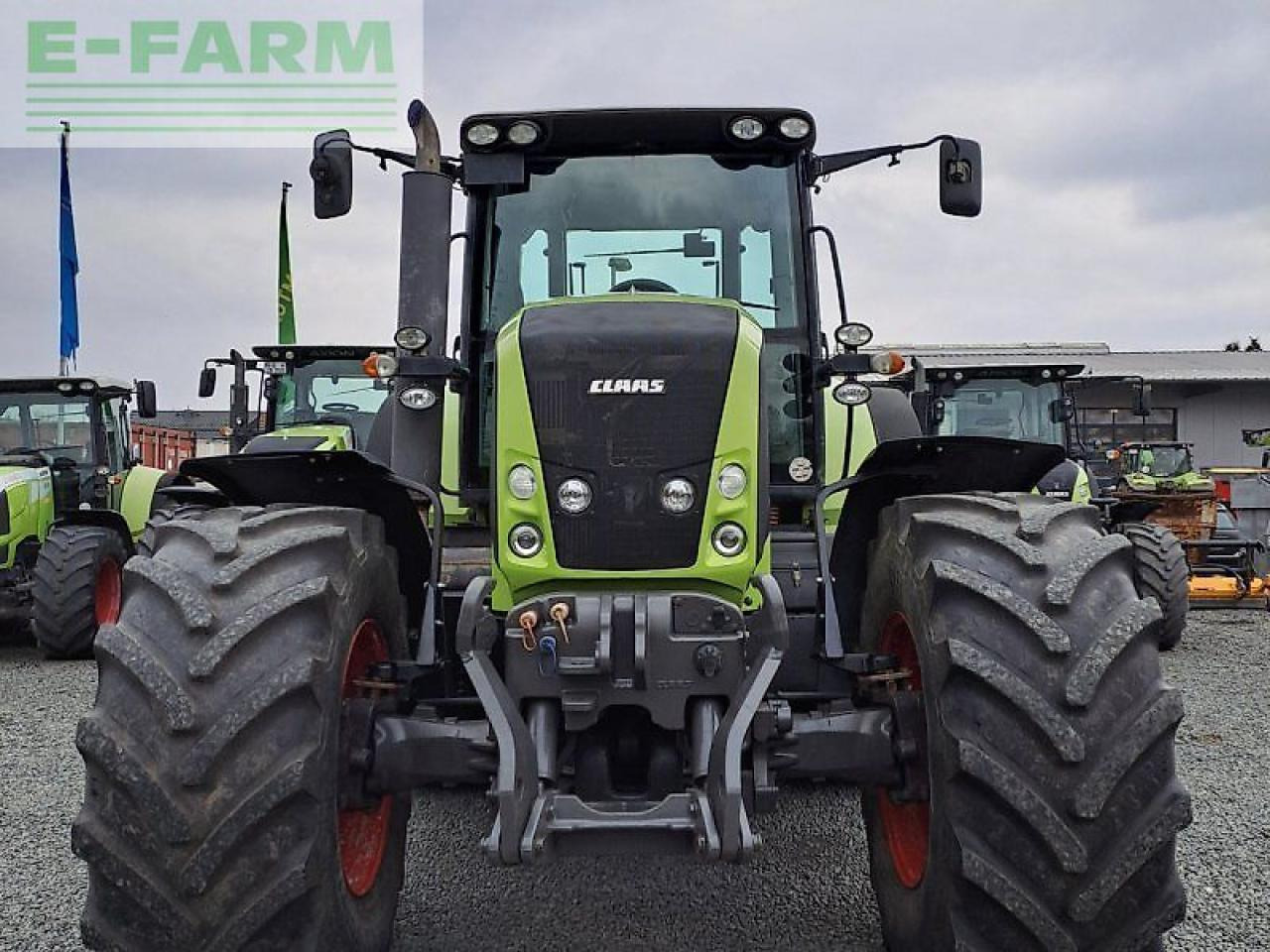 CLAAS axion 820 c-matic CMATIC - Трактор: фото 4 CLAAS axion 820 c-matic CMATIC - Трактор: фото 4