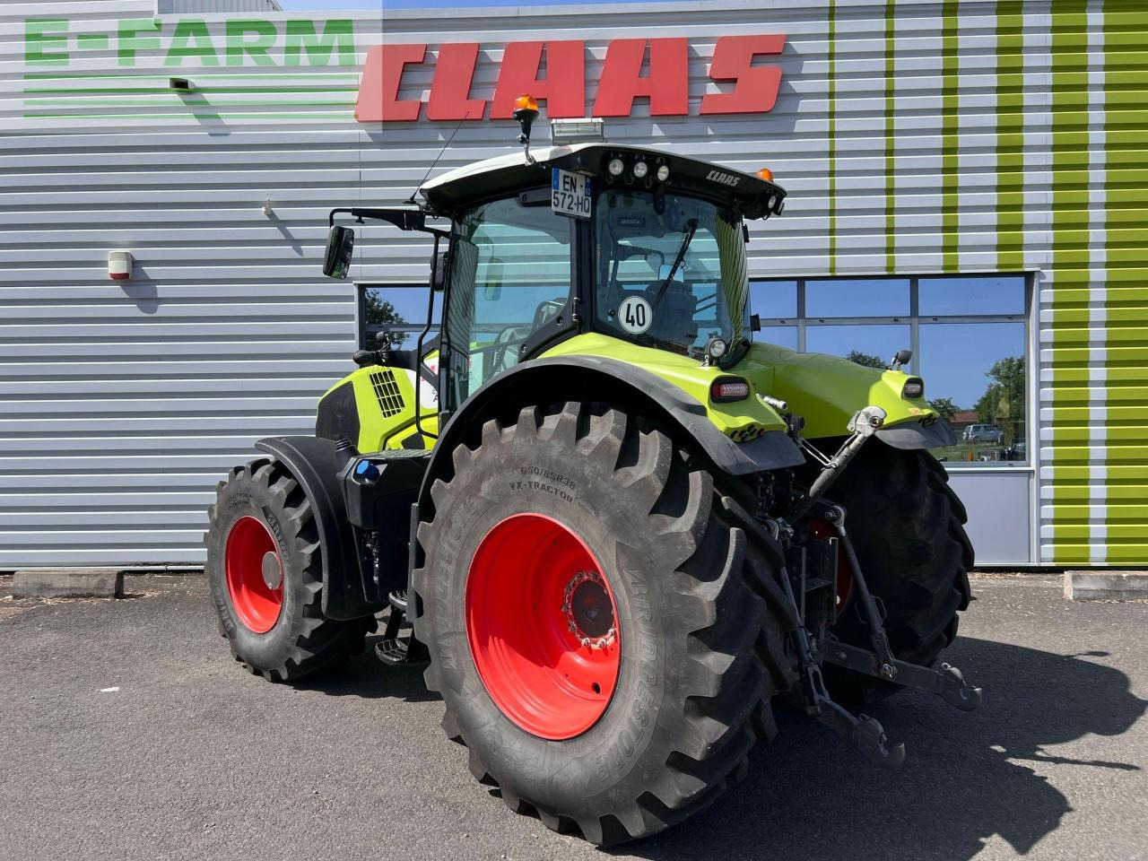 CLAAS axion 830 t4f cmatic CMATIC - Трактор: фото 5 CLAAS axion 830 t4f cmatic CMATIC - Трактор: фото 5
