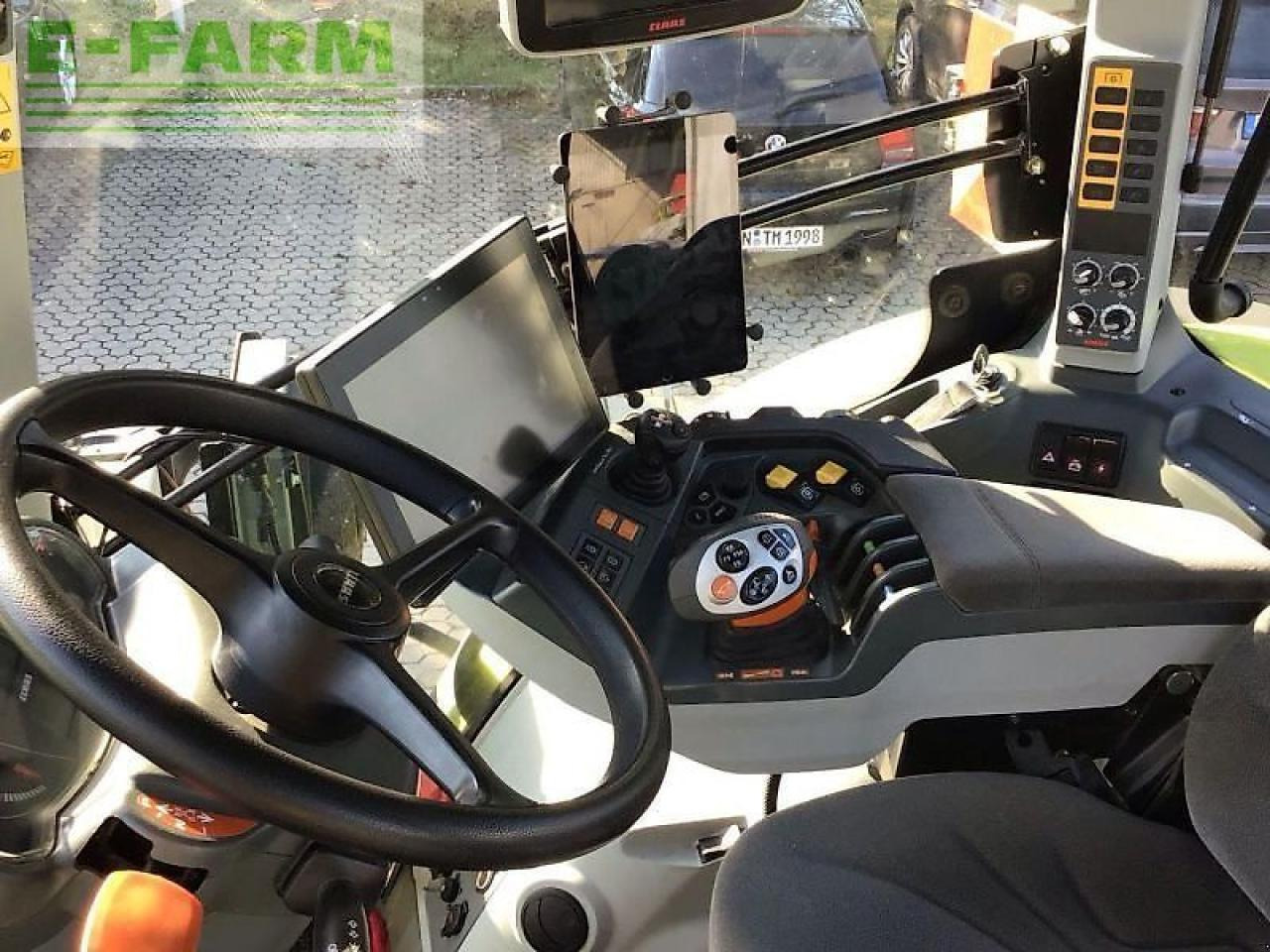 CLAAS axion 870 cmatic cebis CMATIC CEBIS - Трактор: фото 5 CLAAS axion 870 cmatic cebis CMATIC CEBIS - Трактор: фото 5