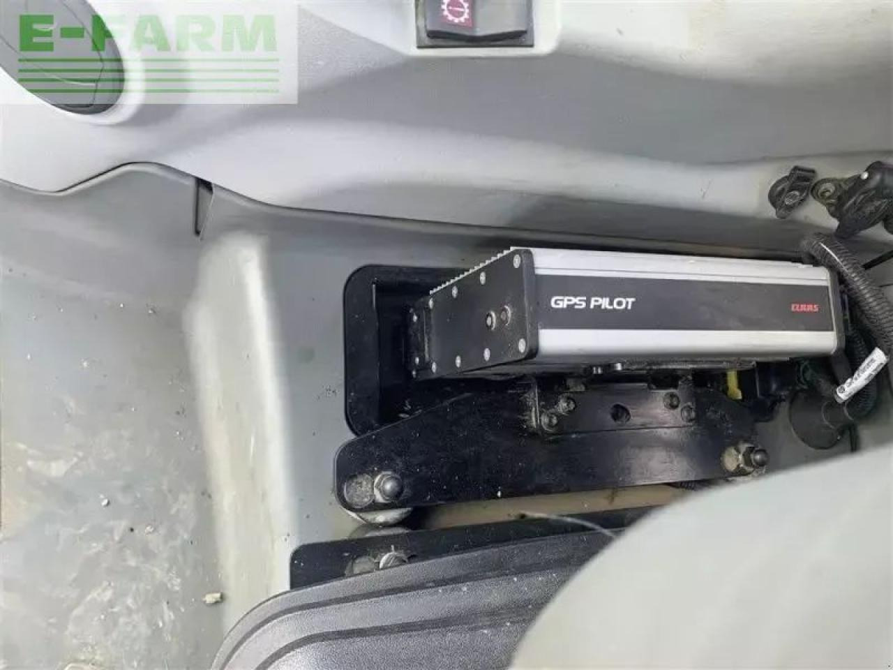 Трактор CLAAS axion 870 cmatic cebis CMATIC CEBIS: фото 12