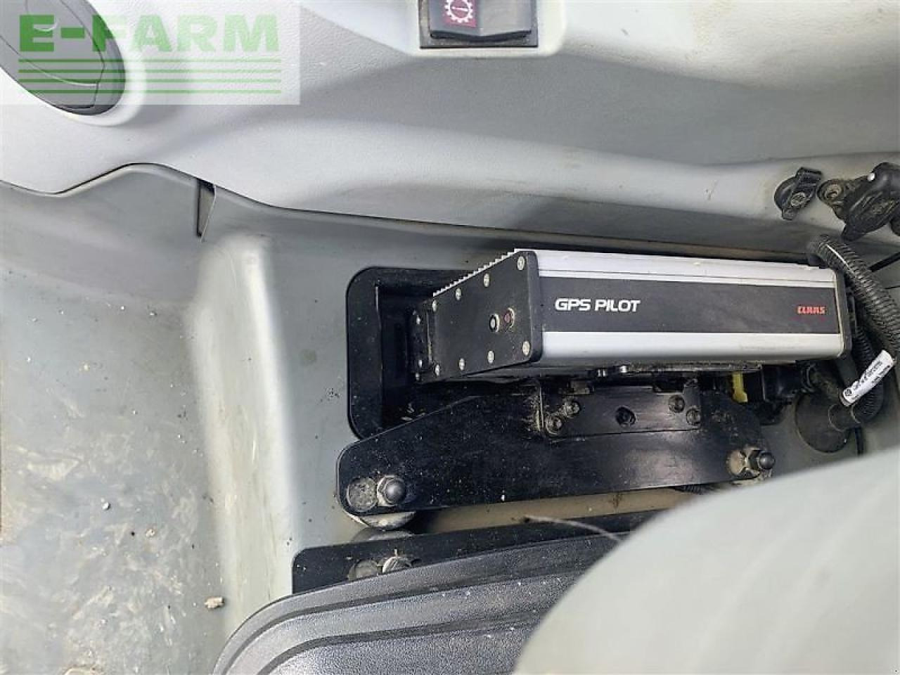 Трактор CLAAS axion 870 cmatic cebis CMATIC CEBIS: фото 12