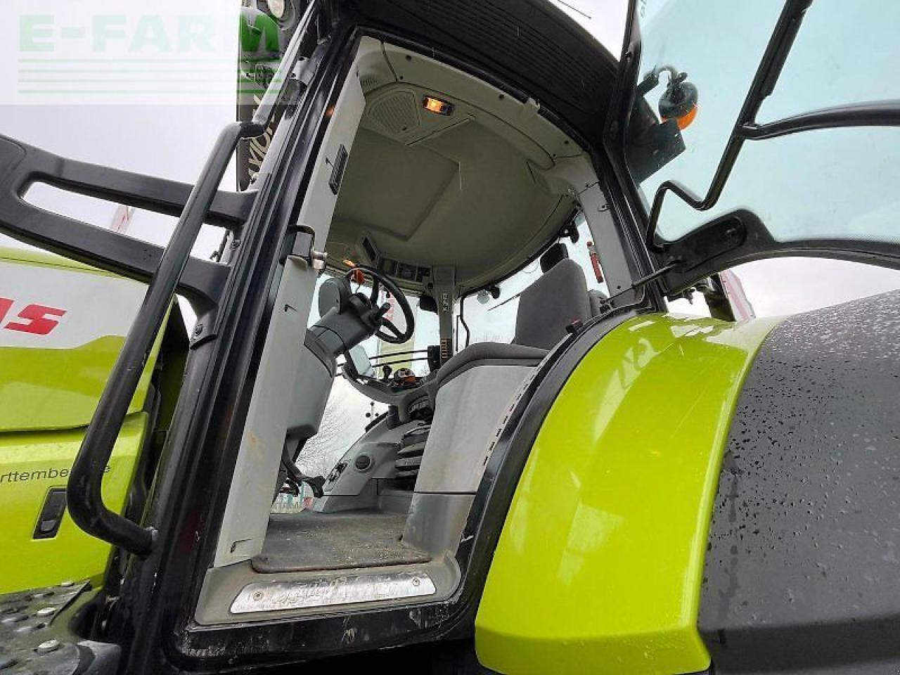 CLAAS axion 870 cmatic cebis CMATIC CEBIS - Трактор: фото 4 CLAAS axion 870 cmatic cebis CMATIC CEBIS - Трактор: фото 4