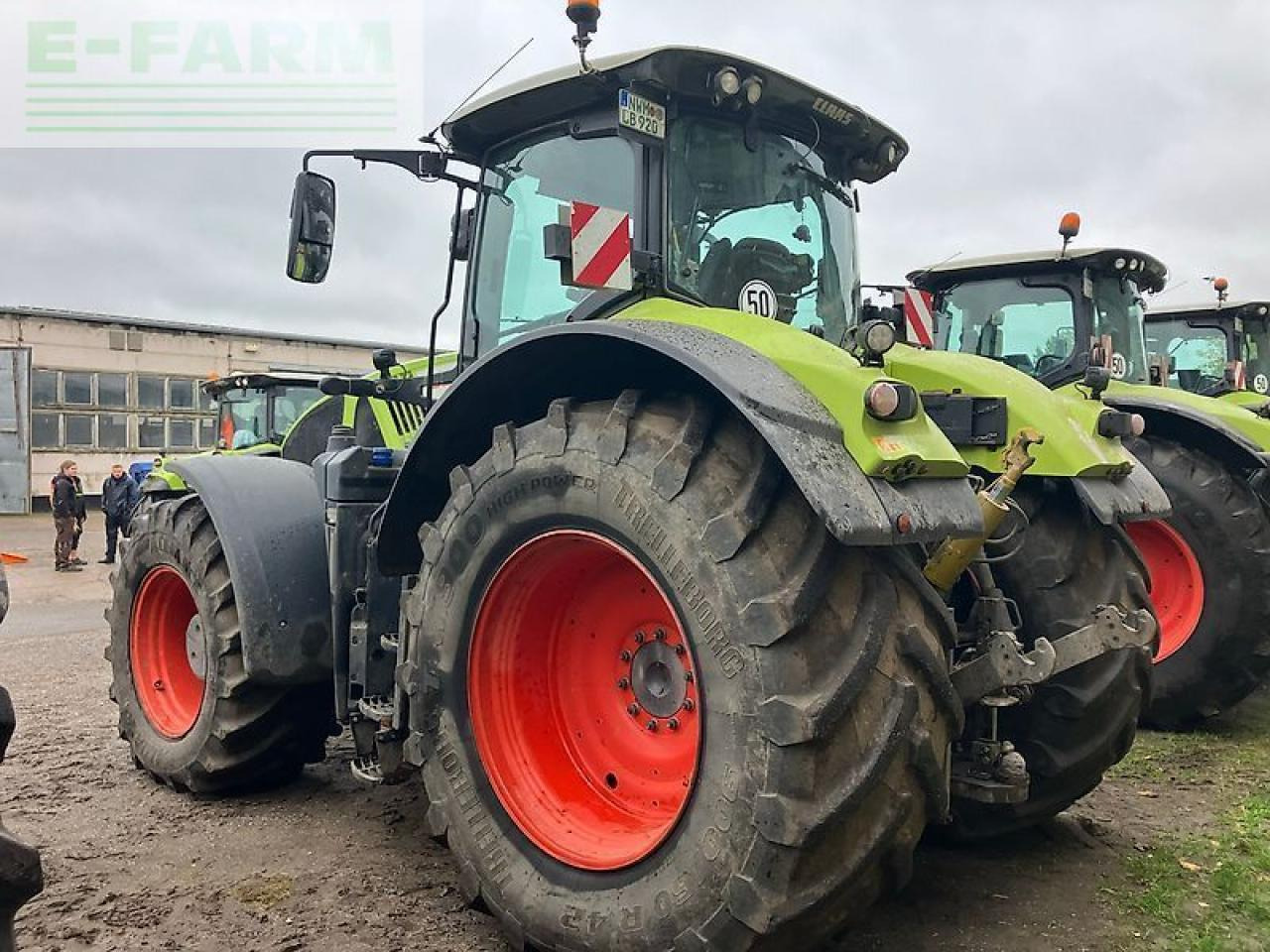 CLAAS axion 920 - Трактор: фото 3 CLAAS axion 920 - Трактор: фото 3
