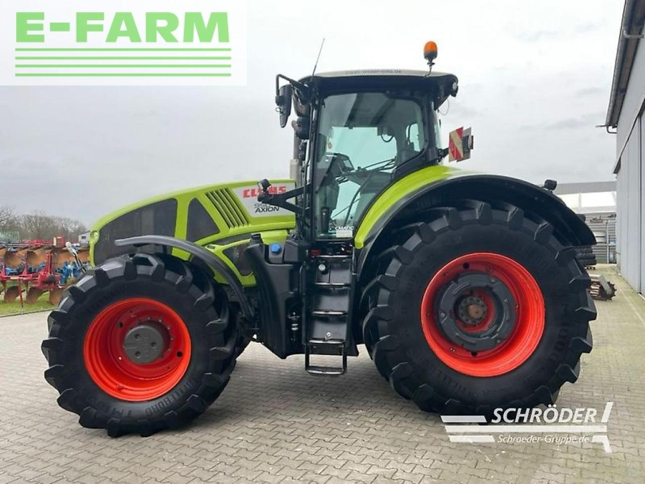 CLAAS axion 950 cmatic rtk - Трактор: фото 4 CLAAS axion 950 cmatic rtk - Трактор: фото 4