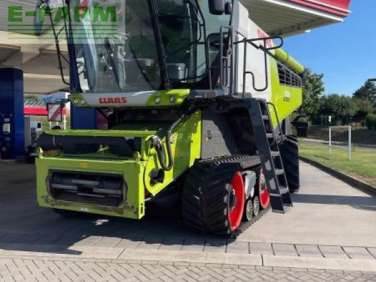 CLAAS gebr. mähdrescher lexion7500tt - Зерноуборочный комбайн: фото 1 CLAAS gebr. mähdrescher lexion7500tt - Зерноуборочный комбайн: фото 1