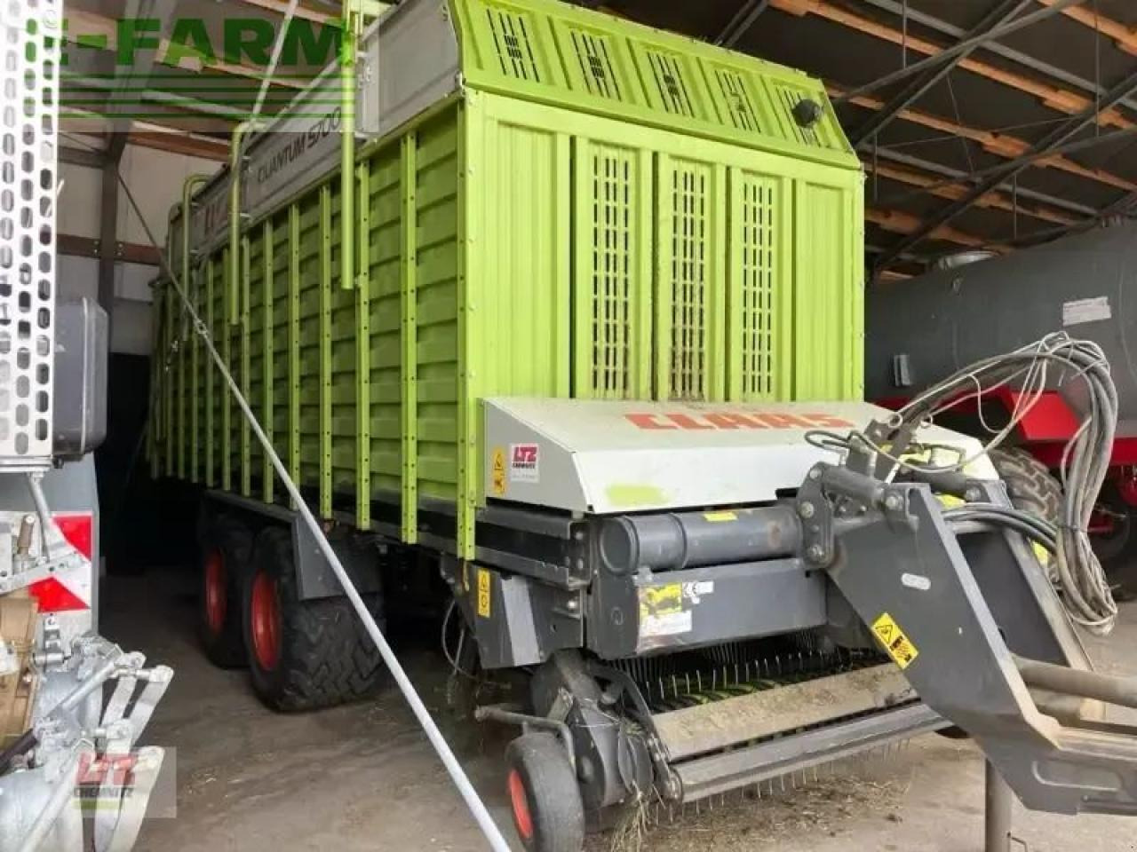 CLAAS ladewagen quantum 5700 p - Самозагружающийся прицеп: фото 2 CLAAS ladewagen quantum 5700 p - Самозагружающийся прицеп: фото 2
