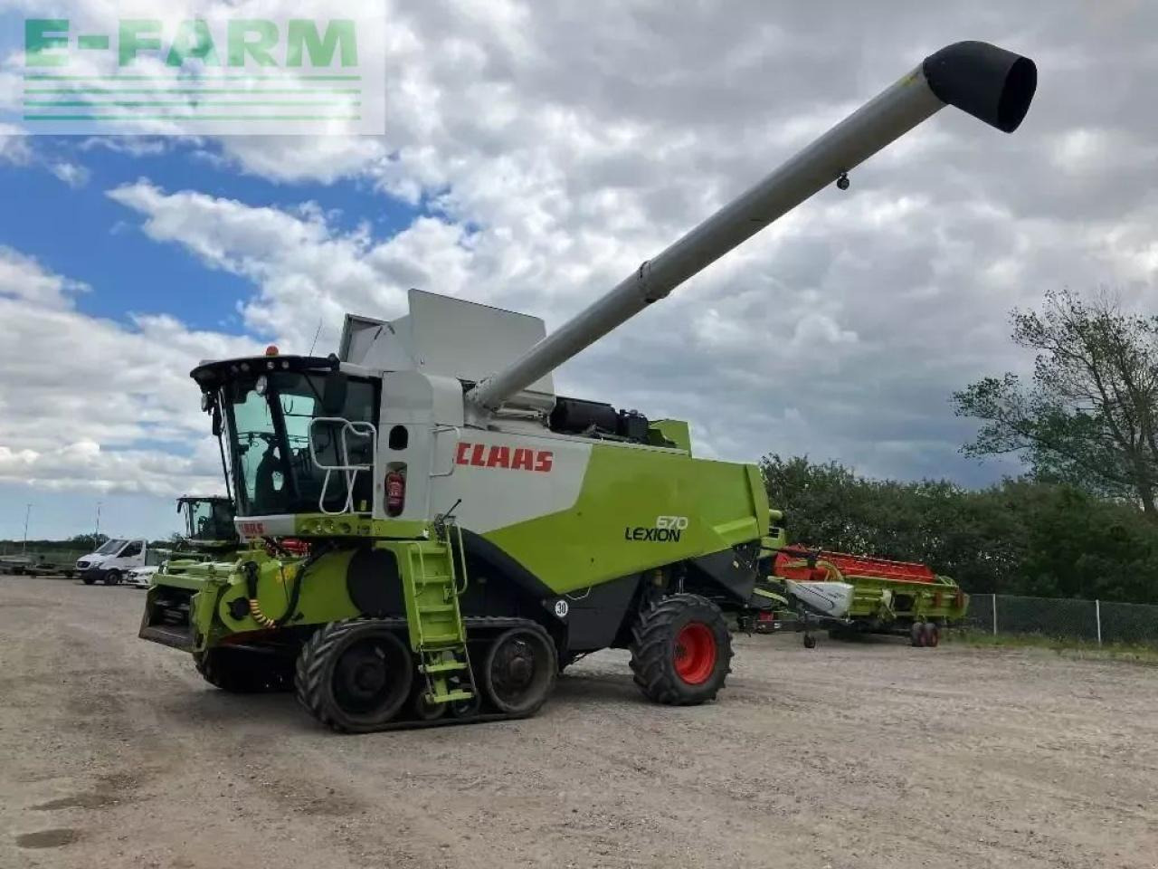 CLAAS lexion 670 tt - Зерноуборочный комбайн: фото 1 CLAAS lexion 670 tt - Зерноуборочный комбайн: фото 1