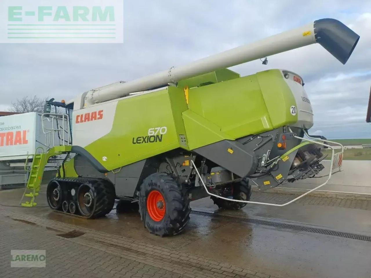 CLAAS lexion 670 tt terratrac v 900 - Зерноуборочный комбайн: фото 2 CLAAS lexion 670 tt terratrac v 900 - Зерноуборочный комбайн: фото 2