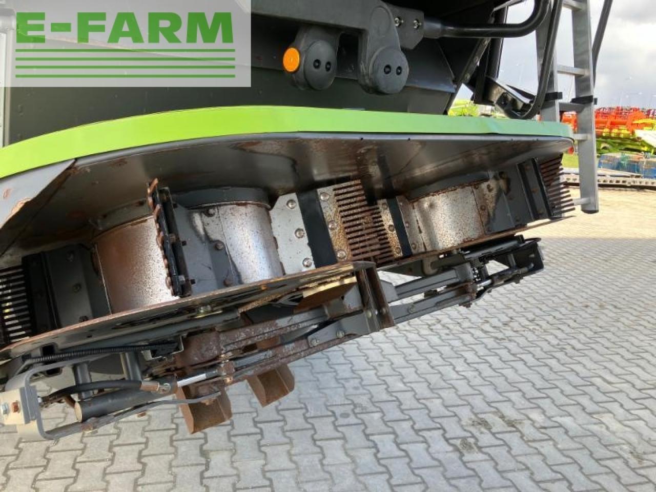 Зерноуборочный комбайн CLAAS lexion 770 terra trac: фото 14