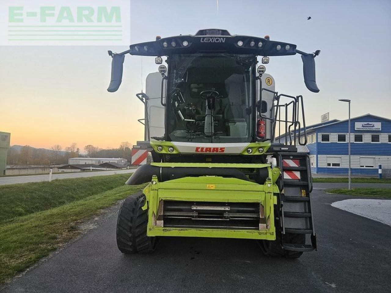 CLAAS lexion 8700 terra trac - Зерноуборочный комбайн: фото 2 CLAAS lexion 8700 terra trac - Зерноуборочный комбайн: фото 2