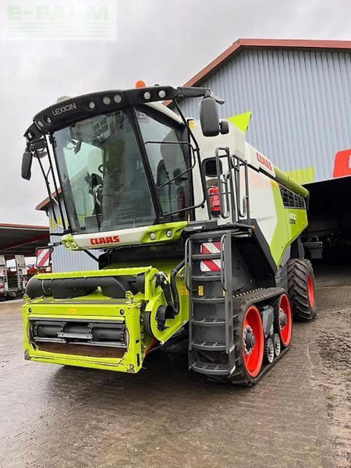CLAAS lexion 8700 tt - Зерноуборочный комбайн: фото 1 CLAAS lexion 8700 tt - Зерноуборочный комбайн: фото 1