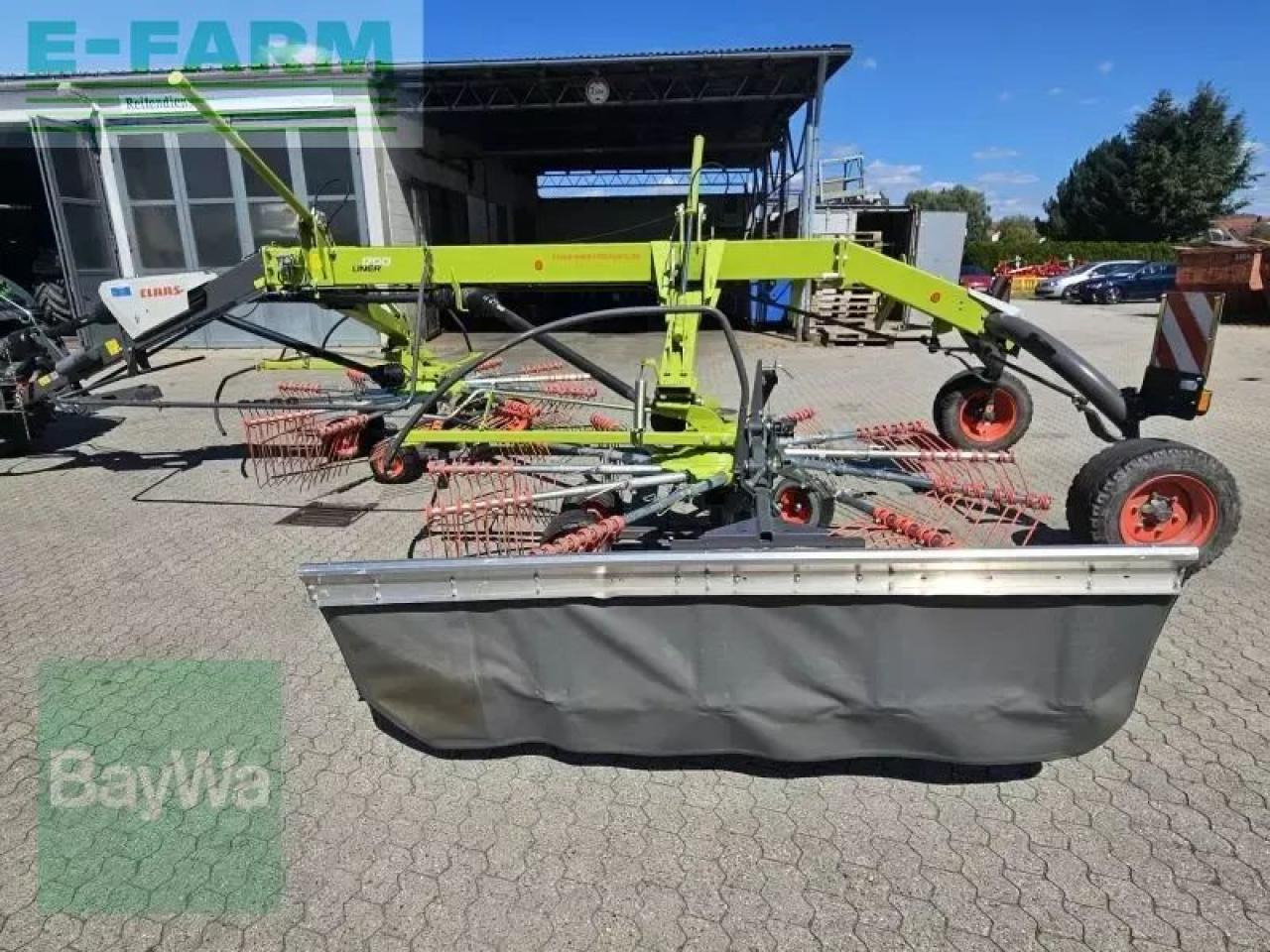 CLAAS liner 1700 - Сеноворошилка: фото 1 CLAAS liner 1700 - Сеноворошилка: фото 1