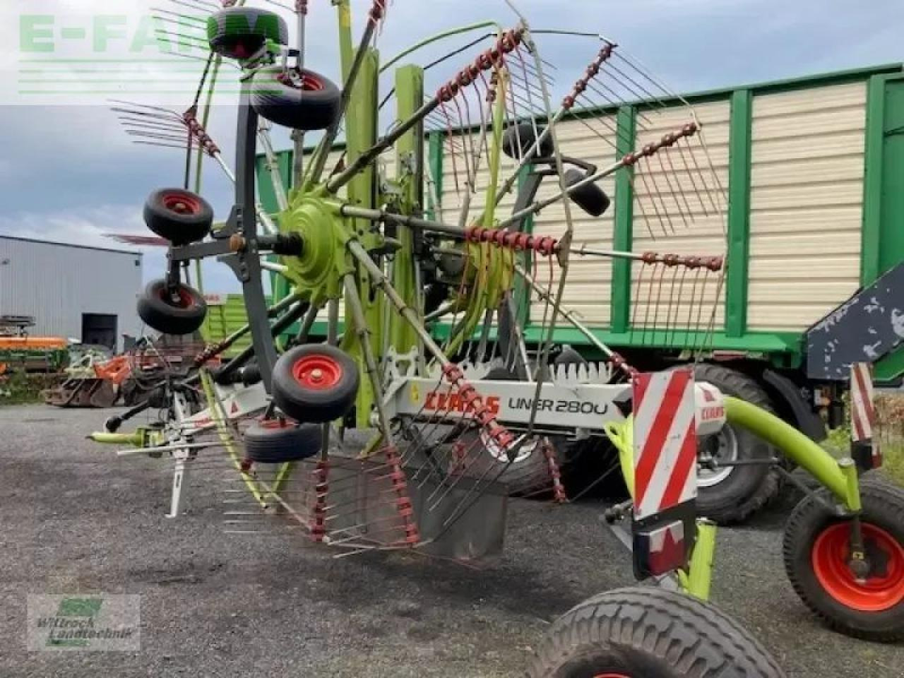 CLAAS liner 2800 - Сеноворошилка: фото 4 CLAAS liner 2800 - Сеноворошилка: фото 4