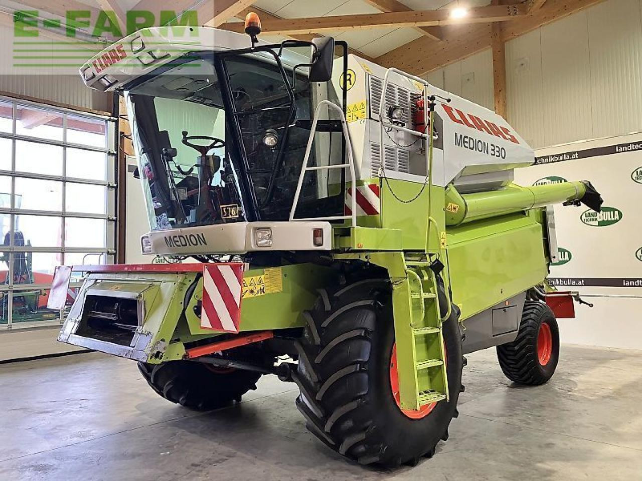 CLAAS medion 330 - Зерноуборочный комбайн: фото 1 CLAAS medion 330 - Зерноуборочный комбайн: фото 1
