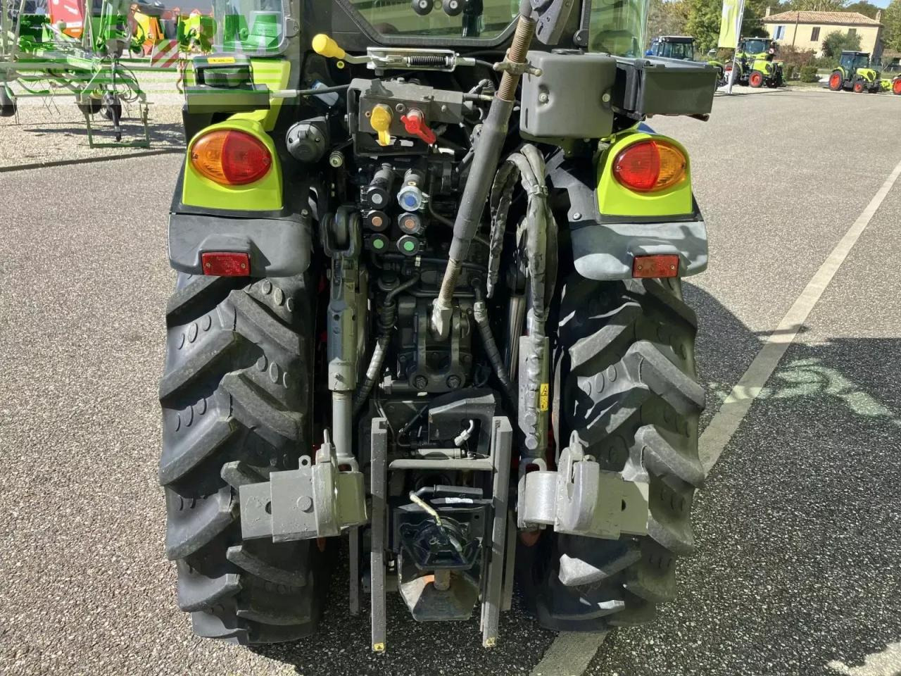 CLAAS nexos 220 s - Трактор: фото 3 CLAAS nexos 220 s - Трактор: фото 3