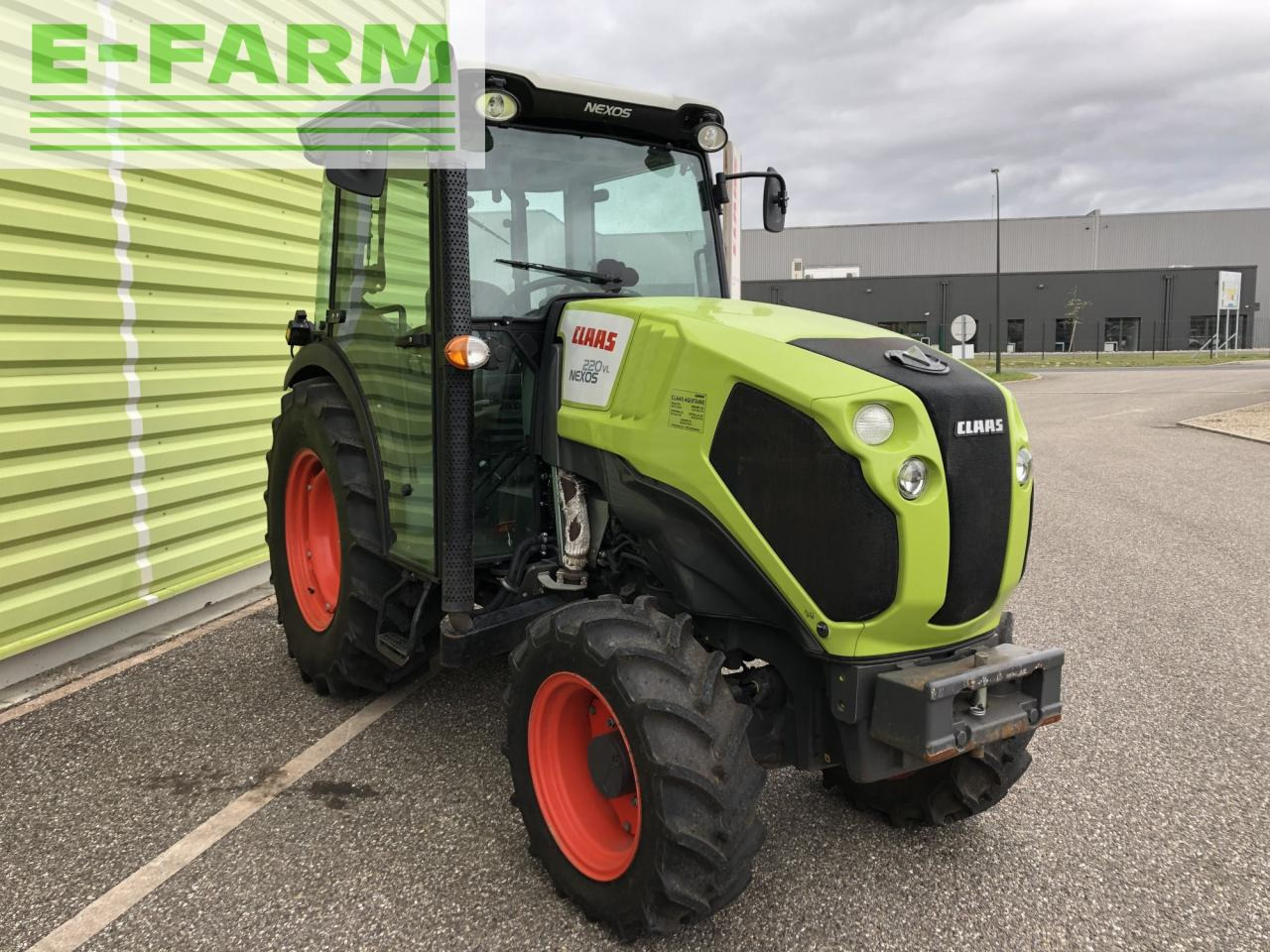 CLAAS nexos 220 vl - Трактор: фото 5 CLAAS nexos 220 vl - Трактор: фото 5