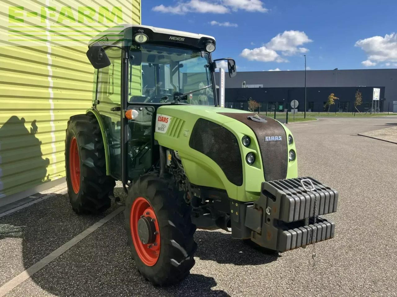 CLAAS nexos 230 f - Трактор: фото 5 CLAAS nexos 230 f - Трактор: фото 5