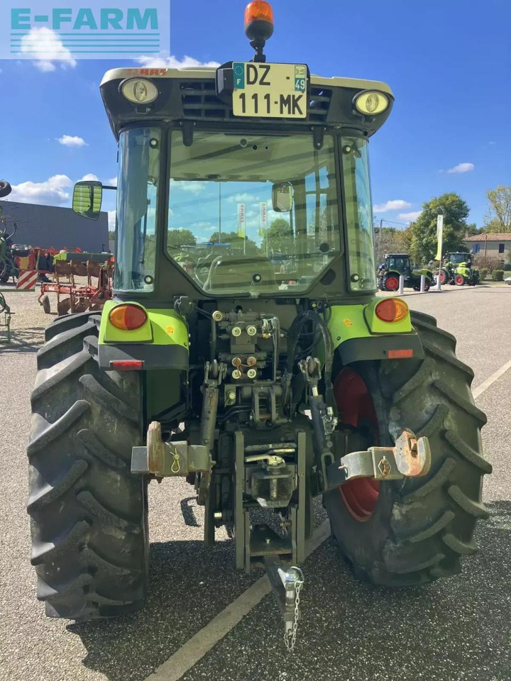 CLAAS nexos 230 f - Трактор: фото 3 CLAAS nexos 230 f - Трактор: фото 3