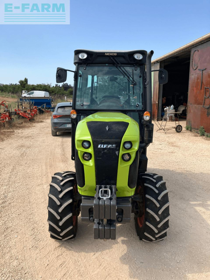 CLAAS nexos 230 m - Трактор: фото 3 CLAAS nexos 230 m - Трактор: фото 3